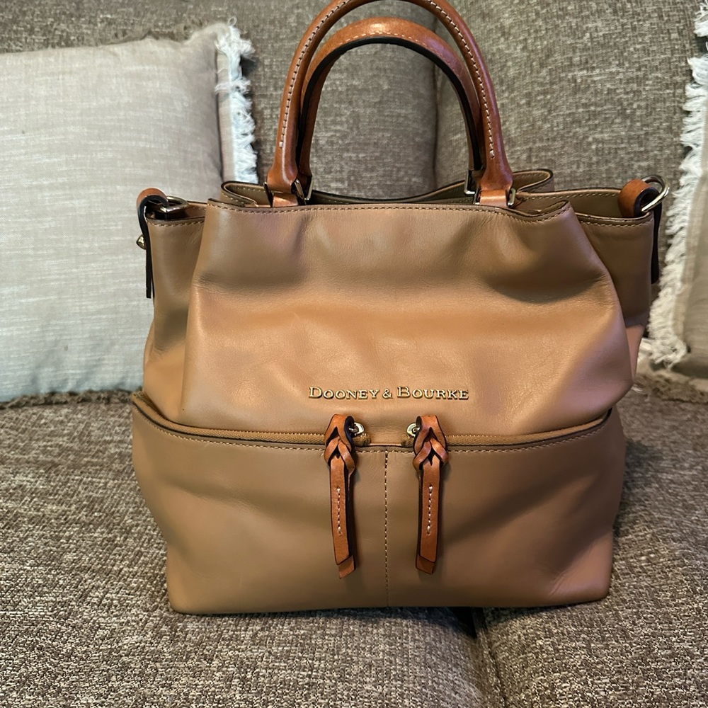 Dooney and Bourke Dawson